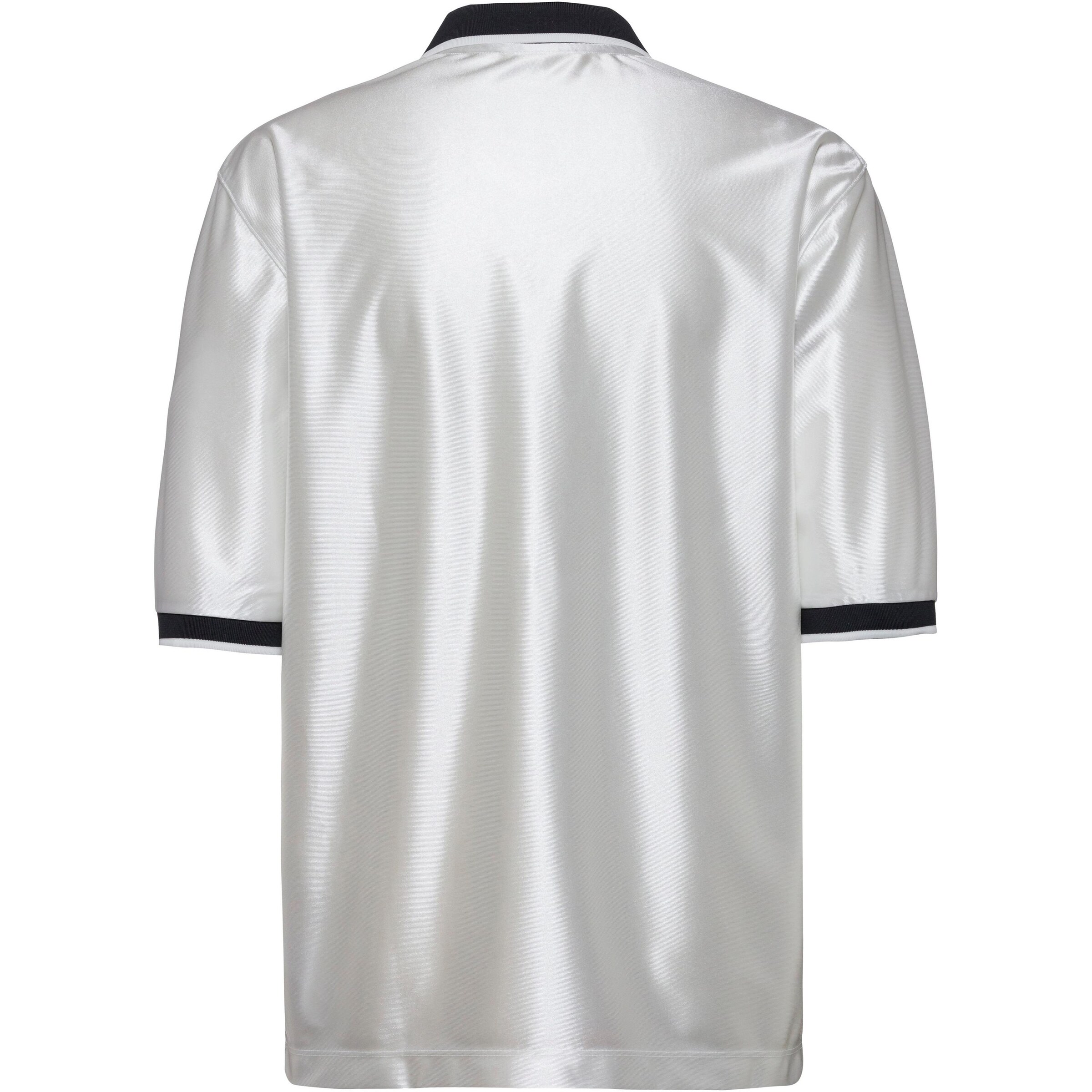 Nike Sportswear Performance Shirt in White