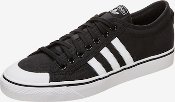 Effilé Baskets basses 'Nizza' ADIDAS ORIGINALS en noir : devant