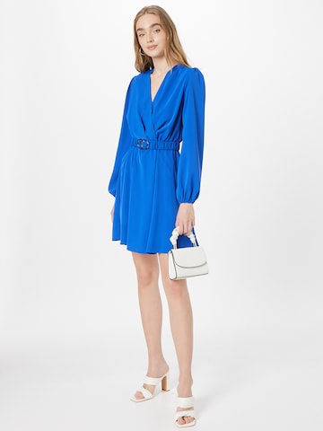 Robe AX Paris en bleu