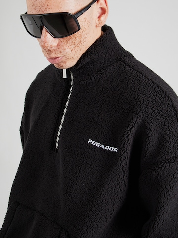 Pegador Sweter 'PUKA' w kolorze czarny