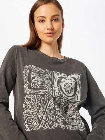 T-shirt Nasty Gal en gris