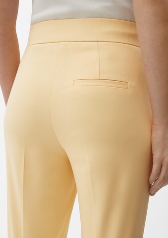 Coupe slim Pantalon à plis s.Oliver BLACK LABEL en jaune