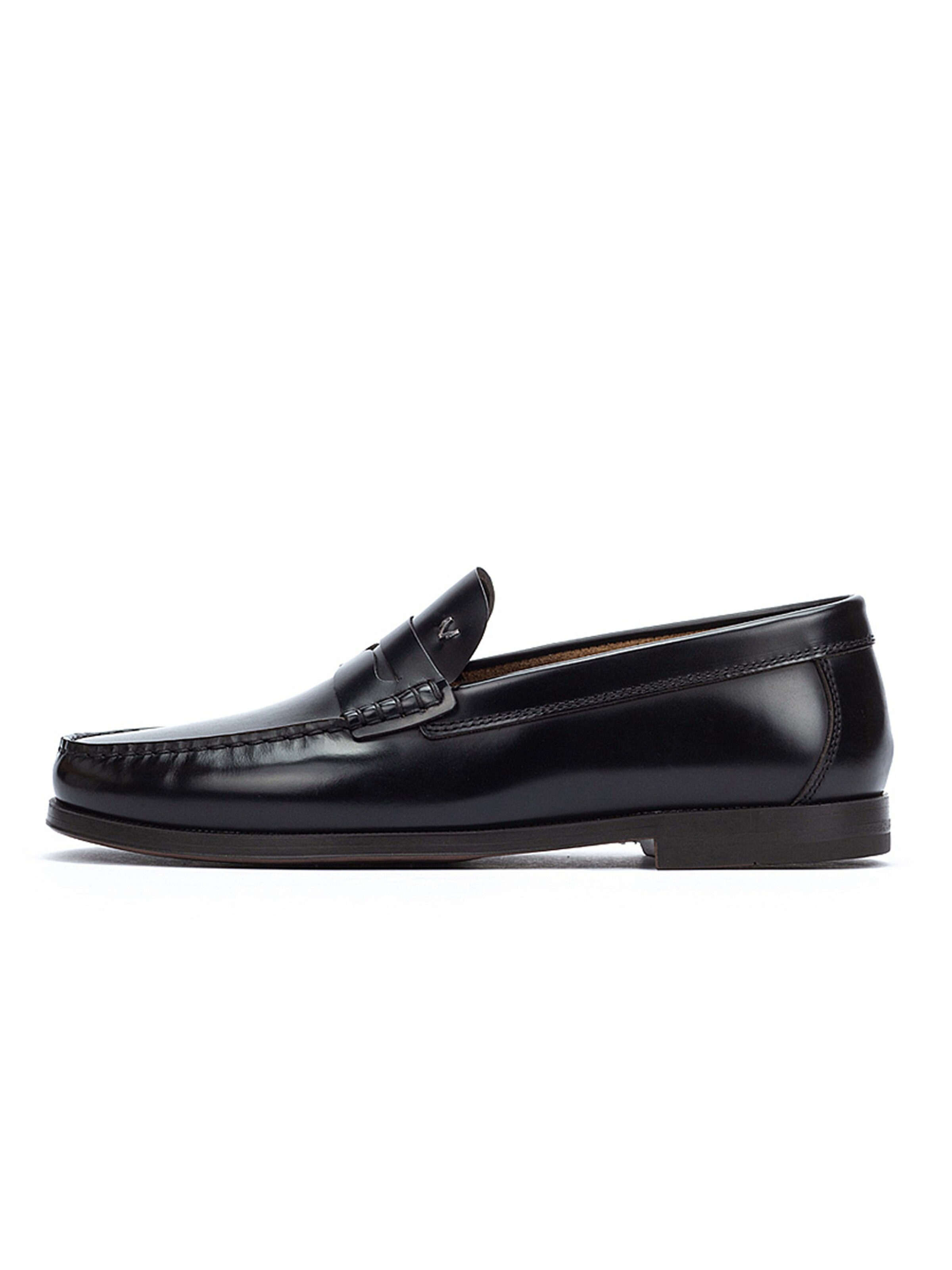 Martinelli Moccasin 'Forthill' in Black: front