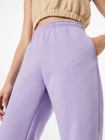 Gina Tricot Tapered Pants in Purple