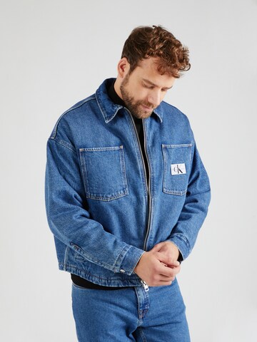 Veste mi-saison 'Boxy' Calvin Klein Jeans en bleu : devant