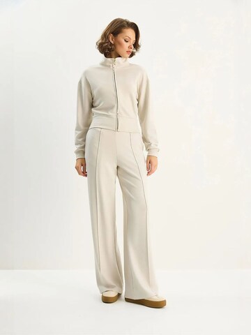 Bianco Lucci - Calças de fato em bege