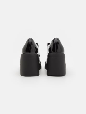 Madden Girl Pumps 'LONNIIE' in Zwart