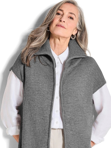 Goldner Knitted vest in Grey