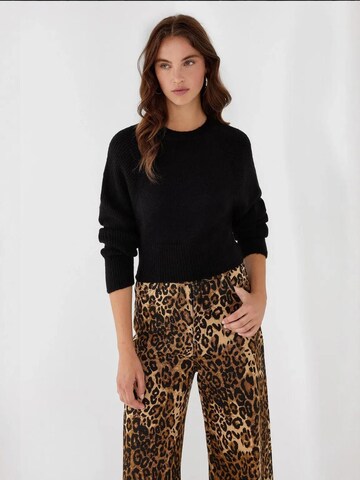 Pull-over Hiccup en noir : devant