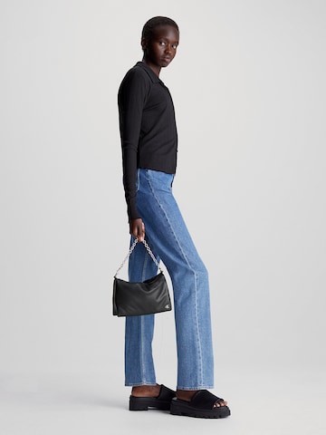 Calvin Klein Jeans Umhängetasche in Schwarz