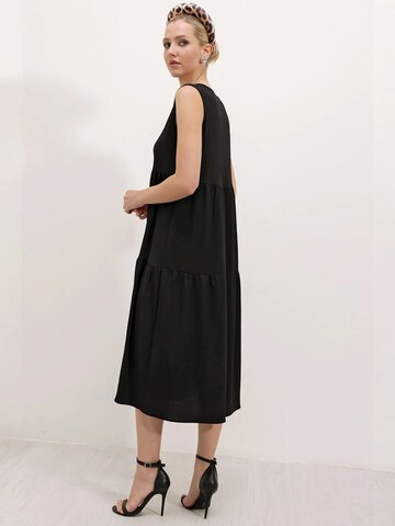 Bigdart Dress in Black