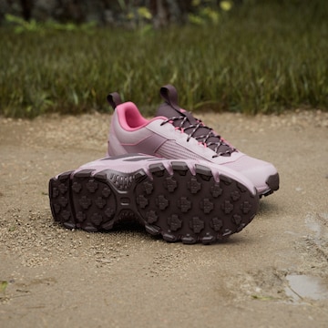 ADIDAS TERREX - Zapatos bajos 'Rockadia' en lila