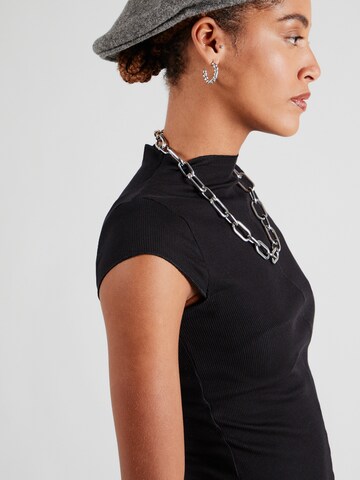 WEEKDAY - Camisa 'Dea' em preto