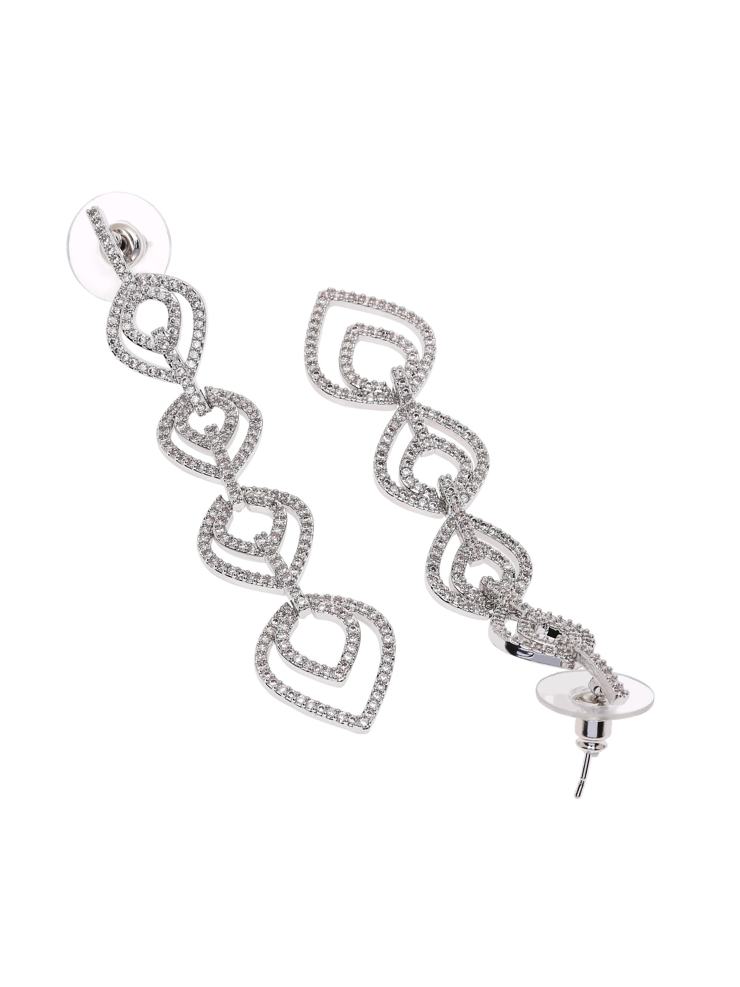 AVANT-GARDE PARIS Earrings 'Ivanana' in Silver