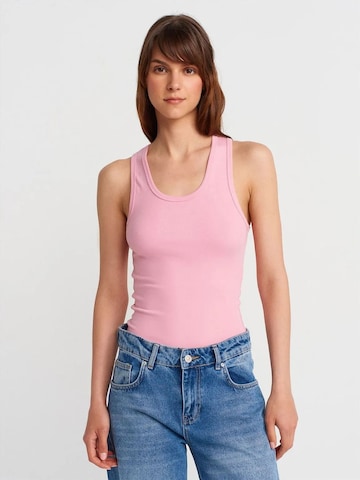 Dilvin Blouse in Pink: front