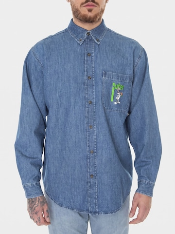Comfort fit Camicia 'M' Looney Tunes Denim Shirt Light Blue' di IUTER in blu