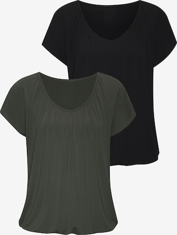 LASCANA T-shirt i grön: framsida