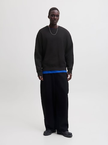Sweat-shirt 'JJEACE' JACK & JONES en noir