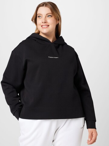 Sweat-shirt Calvin Klein Curve en noir : devant