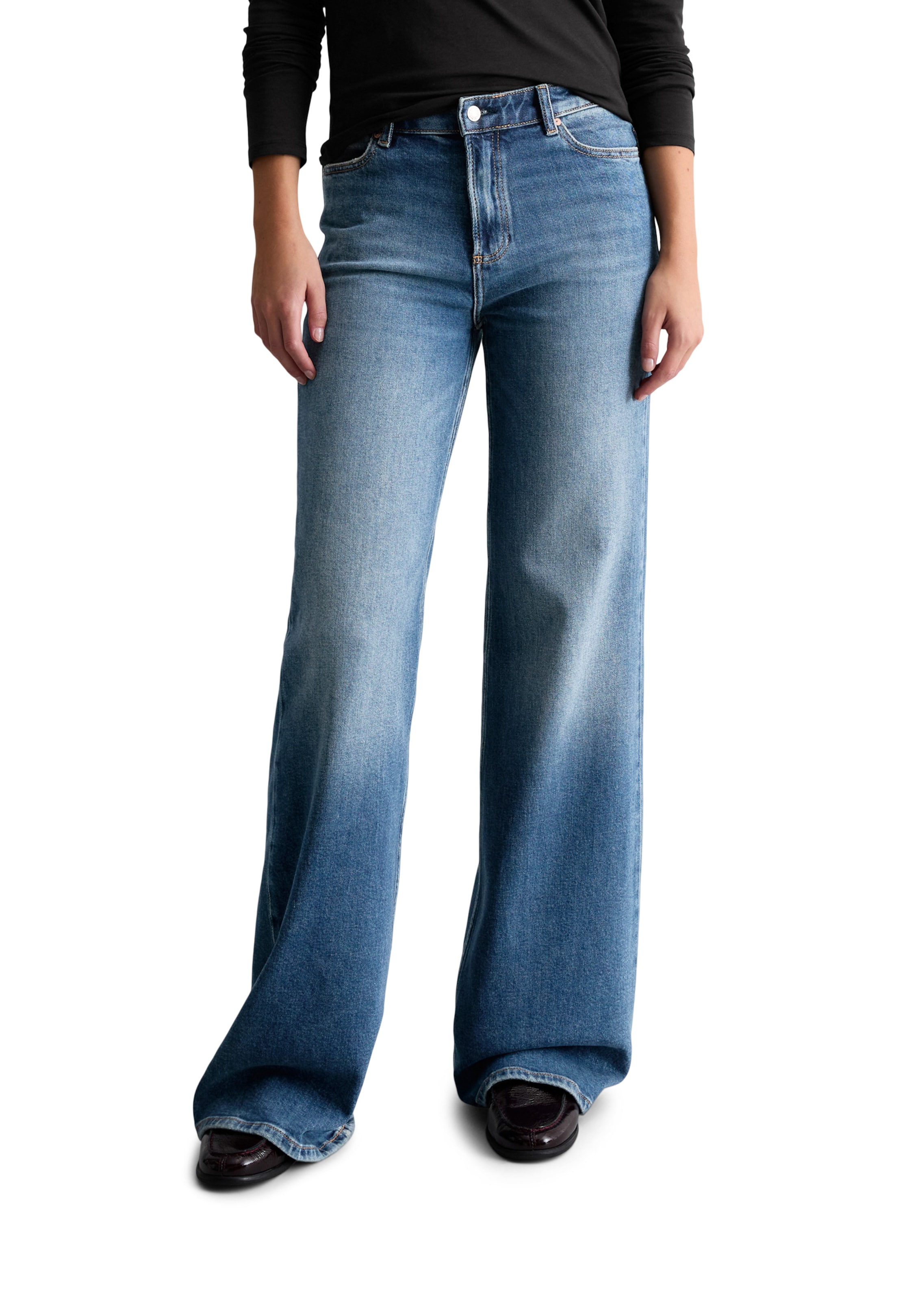 Marc O'Polo DENIM Flared Jeans 'Grethe' in Blue: front