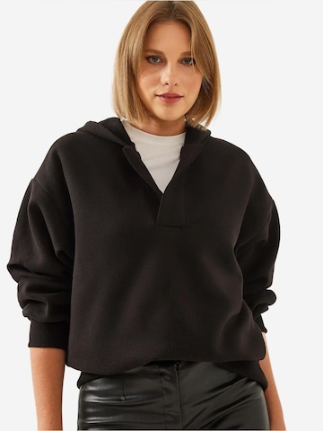 Bianco Lucci Sweatshirt in Zwart