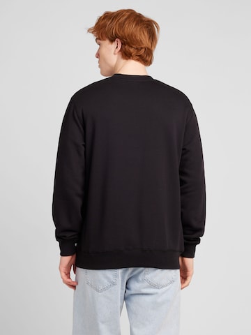 Sweat-shirt 'Snakebite' MAKIA en noir