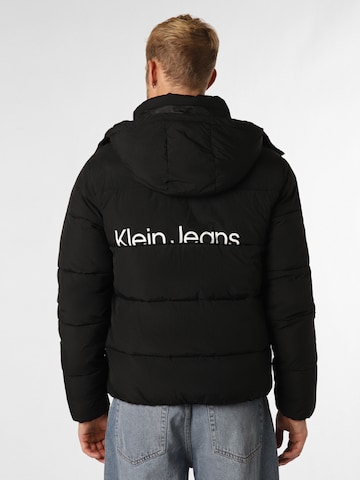 Calvin Klein Jeans Jacke 'Essential' in Schwarz