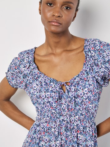 Robe ' ' Apricot en violet