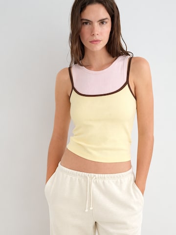 Haut BALMOHK en jaune : devant