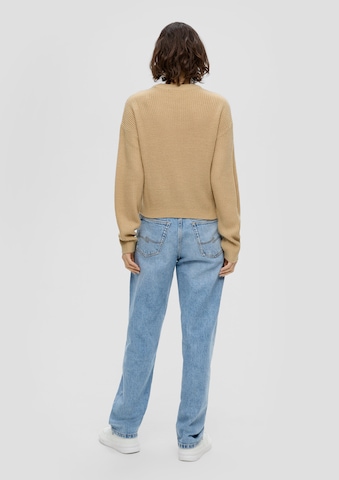 QS - Jersey en beige: atrás