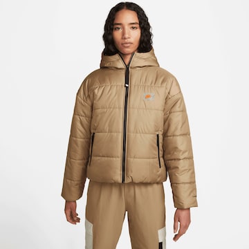 Nike Sportswear Between-Season Jacket in Brown: front