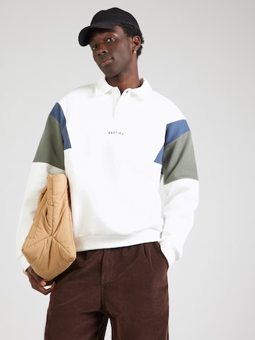 Kaotiko Sweatshirt 'HARRY' in Beige: voorkant