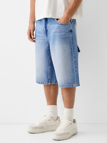 Bershka Loose fit Jeans in Blue: front