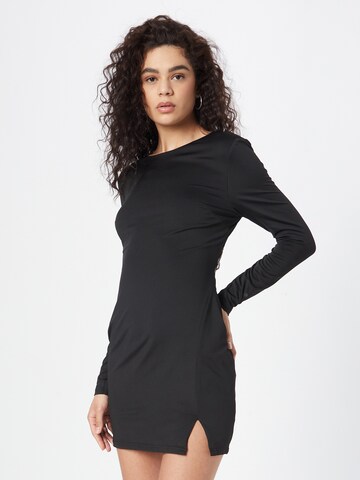 Rochie de la NLY by Nelly pe negru: față