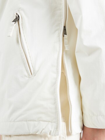 NAPAPIJRI - Chaqueta de entretiempo 'RAINFOREST' en blanco