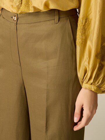 oltre Baggy Trousers in Green