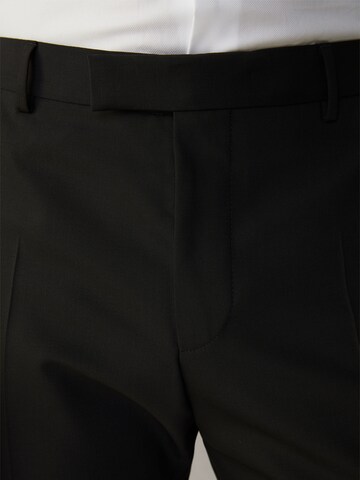 STRELLSON Slim fit Pleated Pants 'Madden' in Black