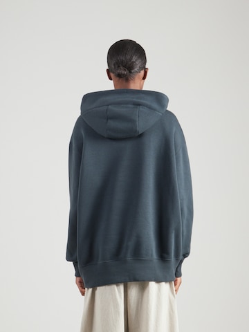 Nike Sportswear Μπλούζα φούτερ 'PHOENIX FLEECE' σε πράσινο: πίσω