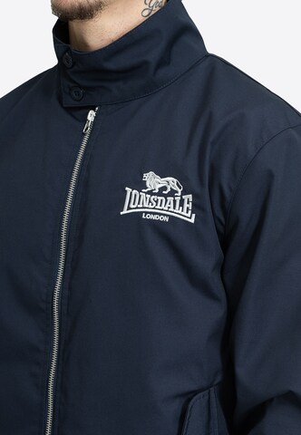 LONSDALE Between-Season Jacket in Blue