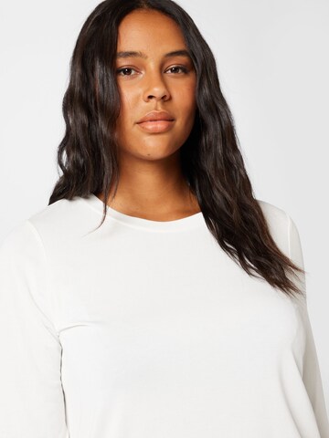 T-shirt 'EVABIA' Vero Moda Curve en blanc