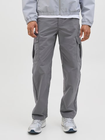 JACK & JONES Loose fit Trousers in Grey: front
