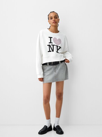 Bershka Sweatshirt in White