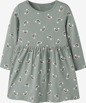NAME IT Kleid 'NMFVILISA' in Grün: Vorderseite