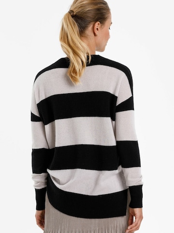 MARC AUREL Sweater in Black