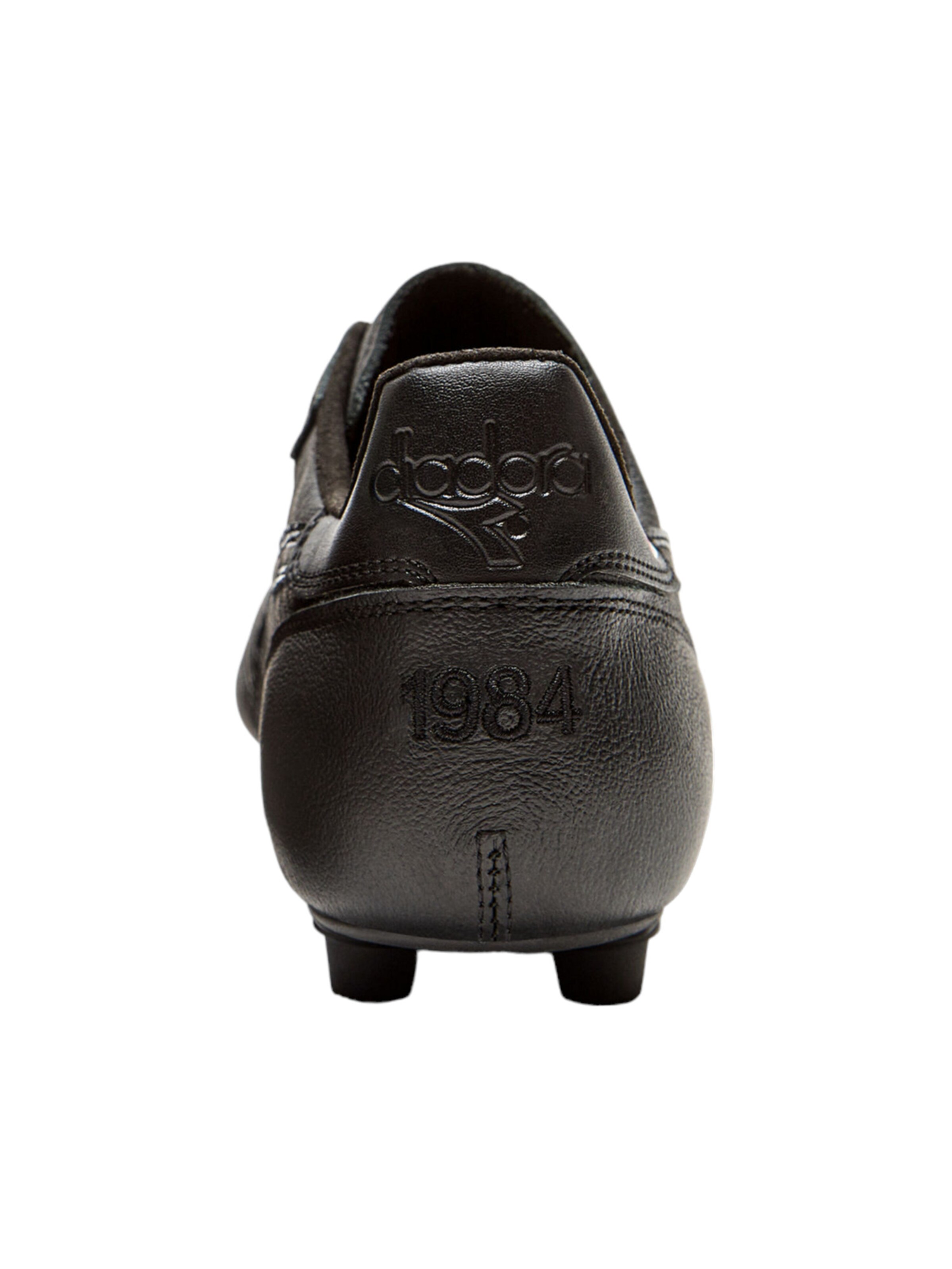 Diadora Fußballschuh in Schwarz