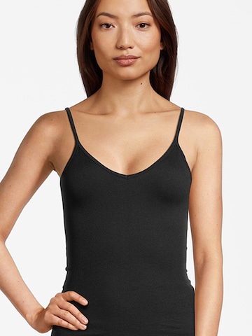 AÉROPOSTALE Top in Schwarz