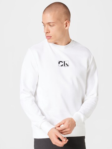 Calvin Klein Mikina – bílá: přední strana