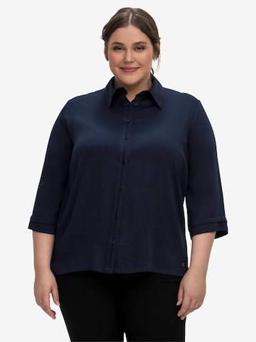 SHEEGO Blouse in Blue: front