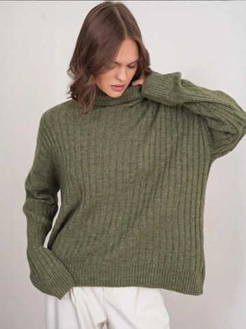 MixRay Sweater in Green
