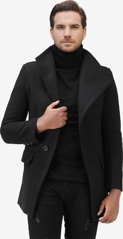 YOUTHUP Winter Coat in Black: front